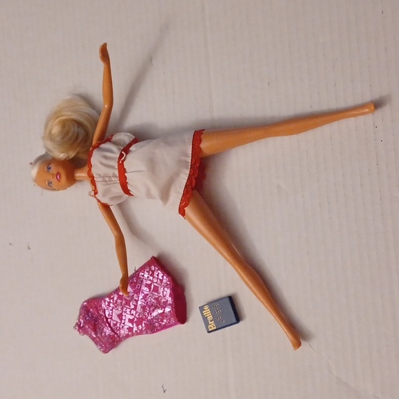 $4 Add-on Blonde Doll With 2 Dresses - Picture 6 of 8